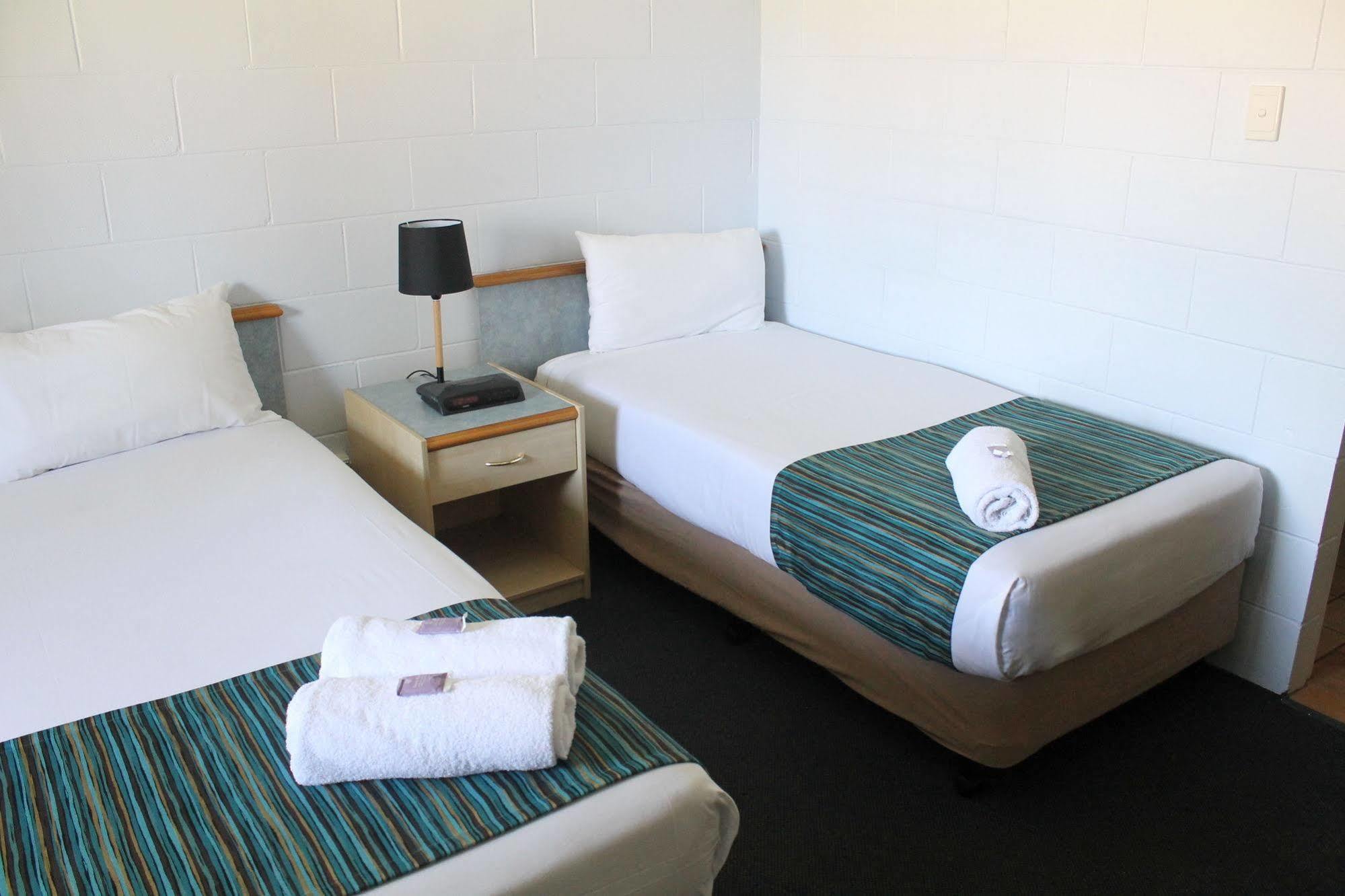 Rocky Glen Hotel Motel Gladstone Exterior foto